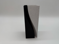 Blumentopf im modernen Design – Schwarz-Grauer geometrischer Kunststoff – Minimalistische Inneneinrichtung