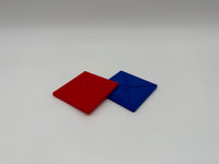 Tintenfischspiel-Dekoration – 3D-gedruckte Ddakji-Kacheln in Rot und Blau – Premiumqualität